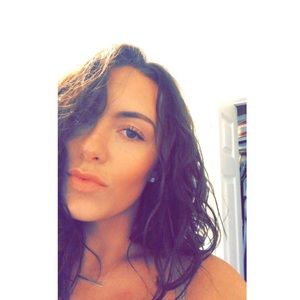 Meet your Posher, Jenna